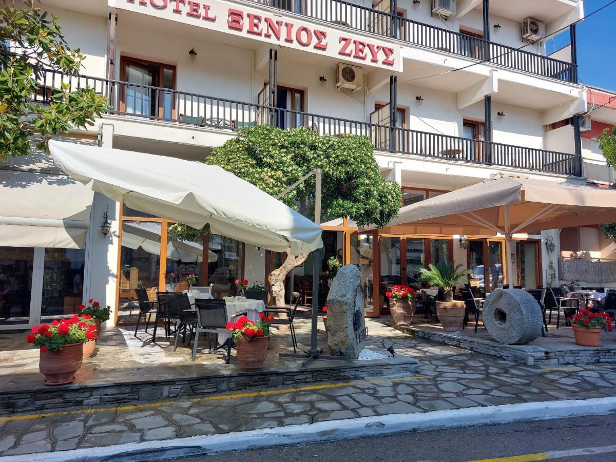Xenios Zeus Hotel Ouranoupoli Bagian luar foto